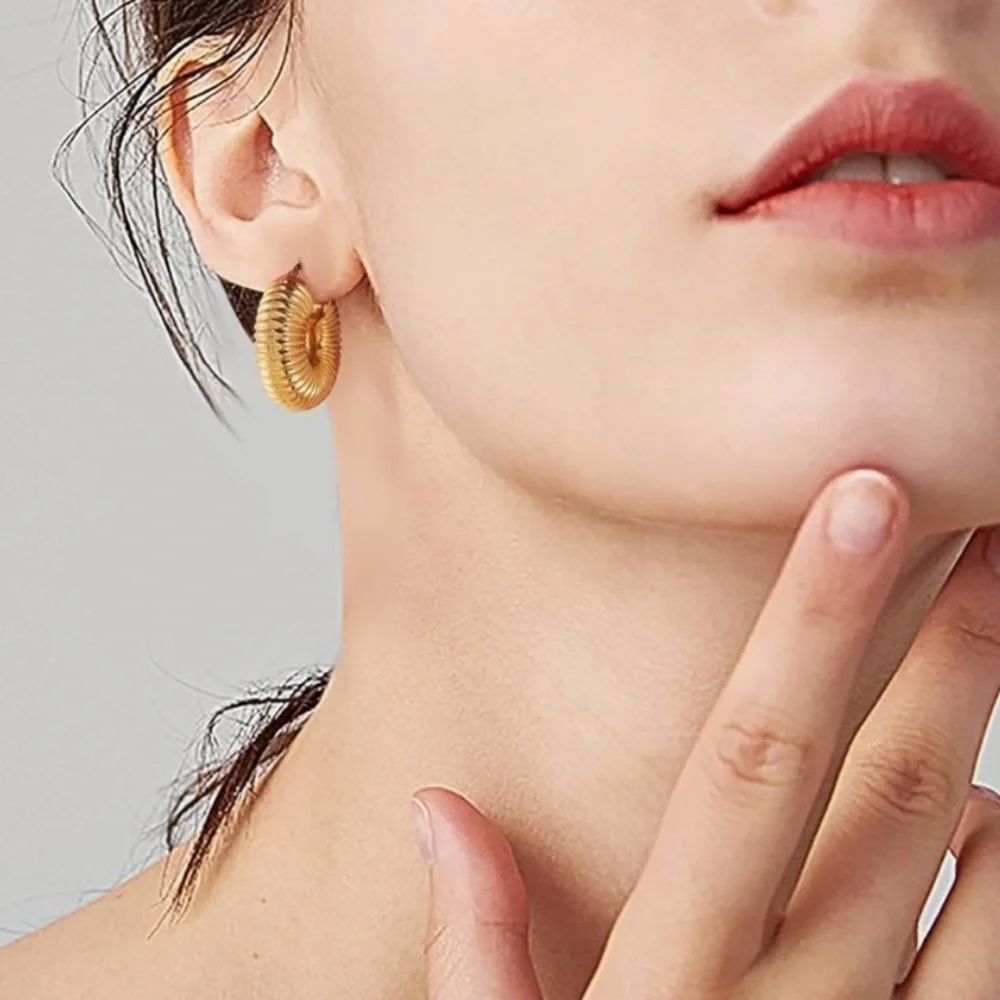 Anthropologie Gold Chunky Snail Shell Hollow Earrings